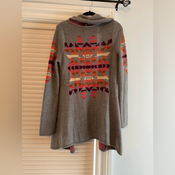 Free People sweater - Picture 3 of 3